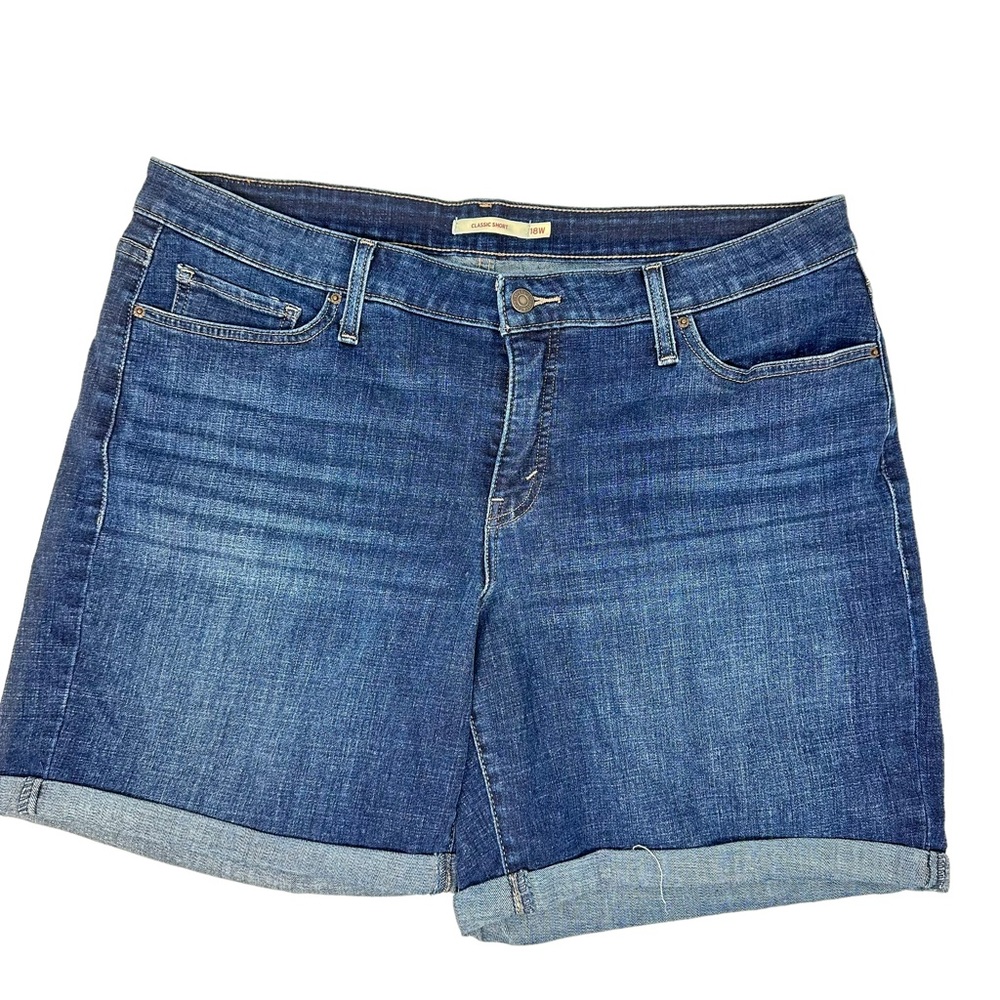 Levi’s Classic Denim Shorts size 18W Medium Wash GUC